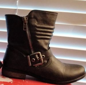 Rampage Ronnie Boot. EUC. MOTO